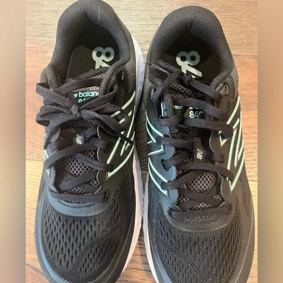 New Balance Women's 840 V5 Running Shoe; Size 9 - Picture 5 of 9